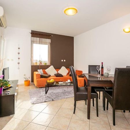 Apartment Keti Fažana エクステリア 写真