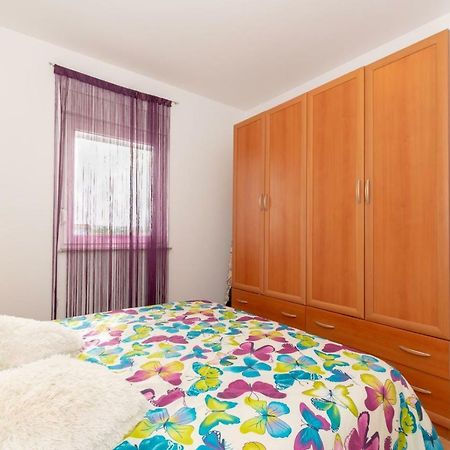 Apartment Keti Fažana エクステリア 写真