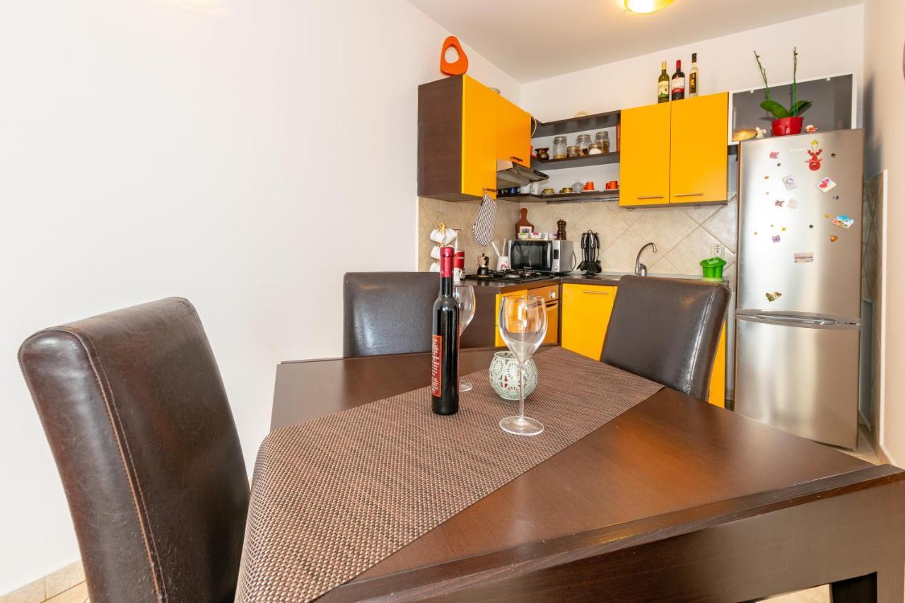 Apartment Keti Fažana エクステリア 写真