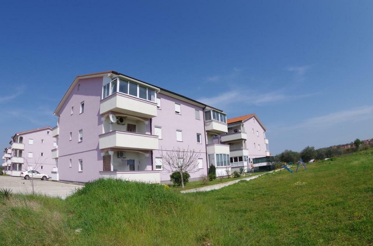Apartment Keti Fažana エクステリア 写真