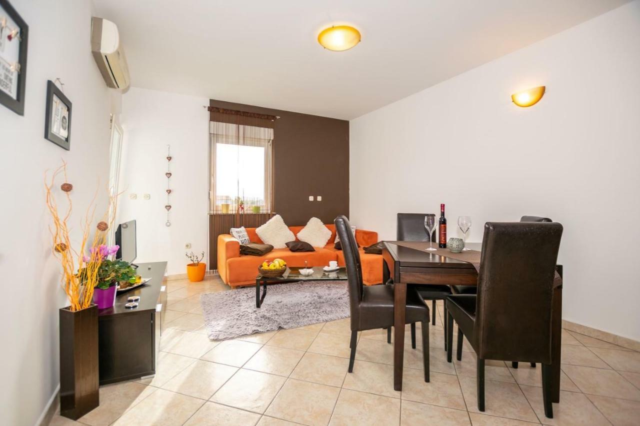 Apartment Keti Fažana エクステリア 写真