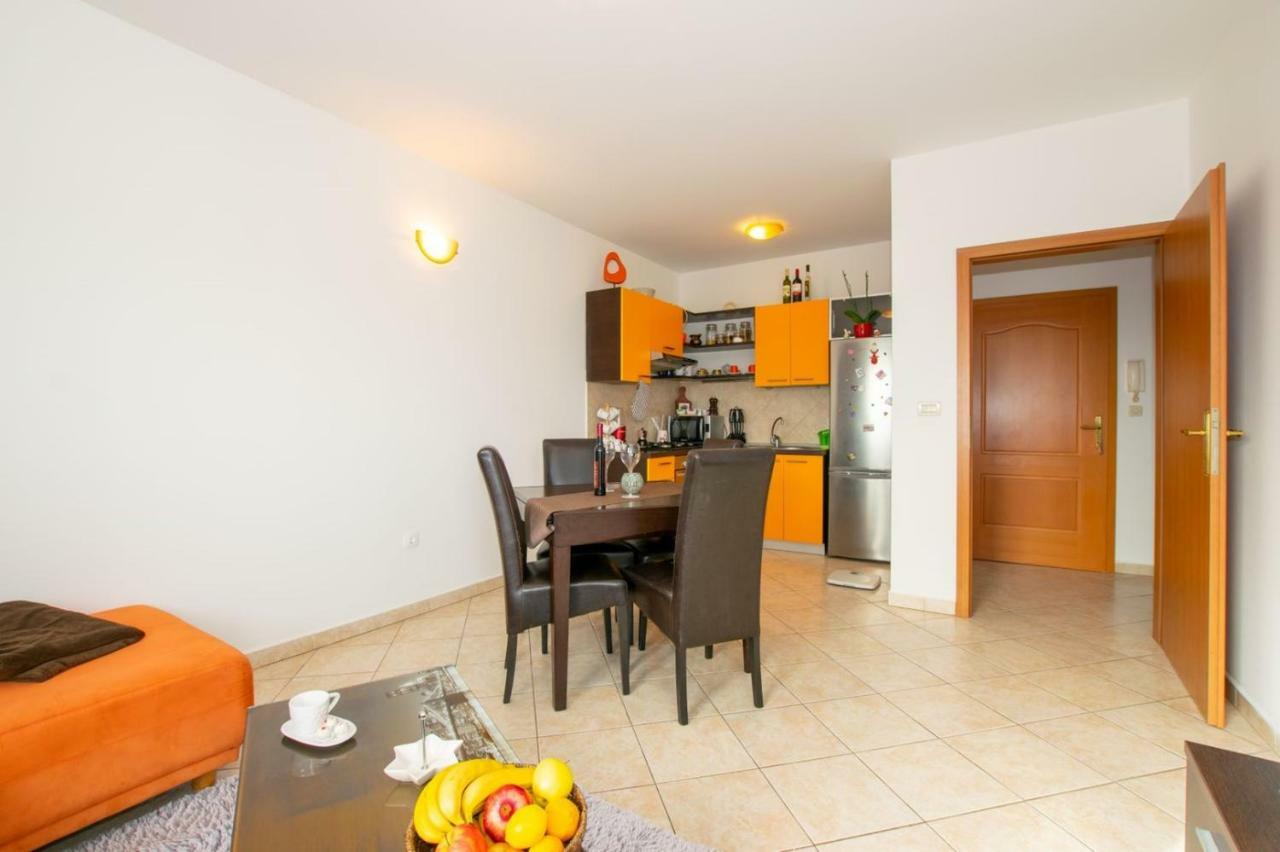 Apartment Keti Fažana エクステリア 写真